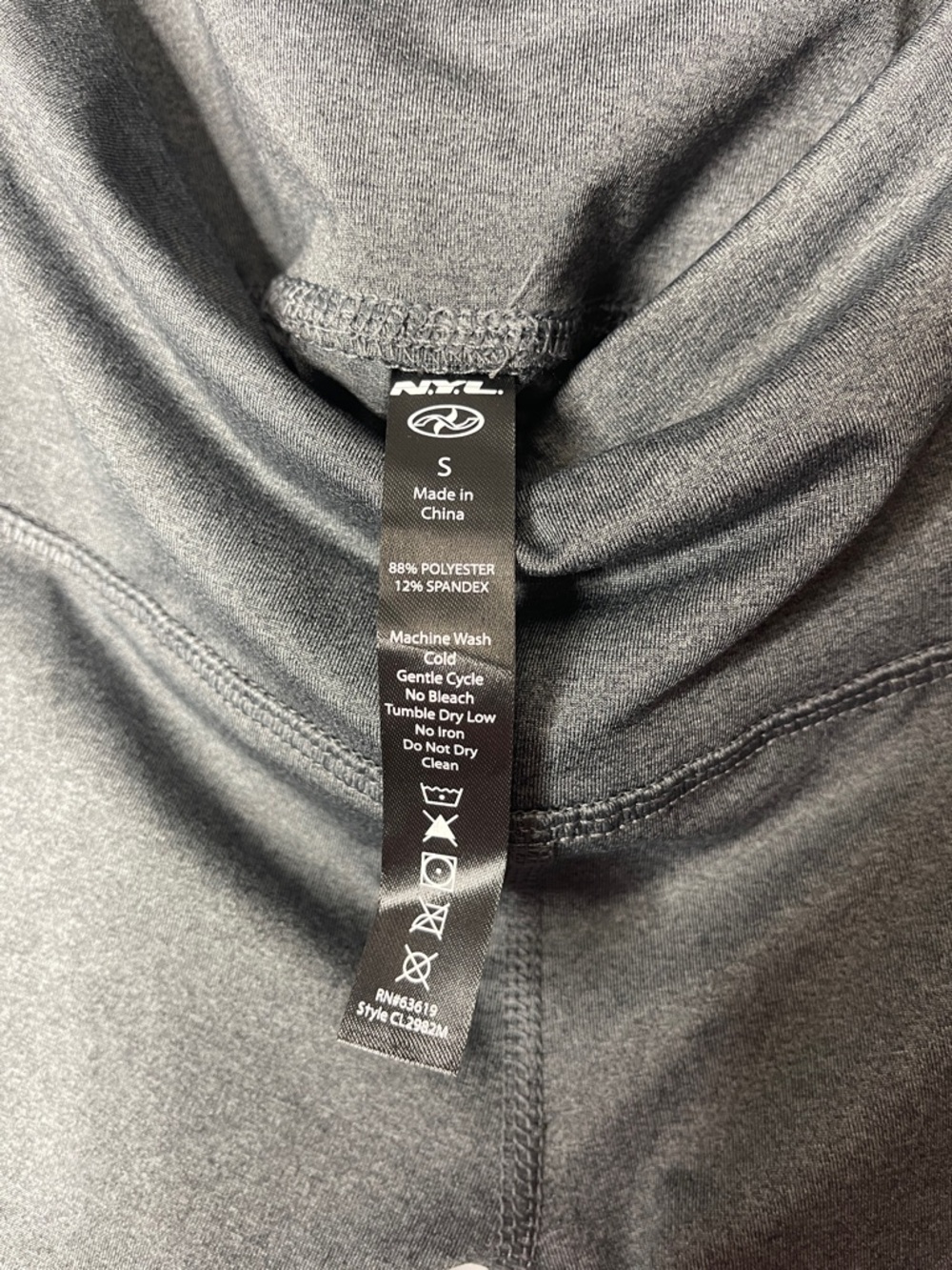 New York Laundry Gray Active Leggings Capris - Picture 9 of 9